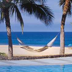 Another hotel resort fall into foreclosure in hawaii
